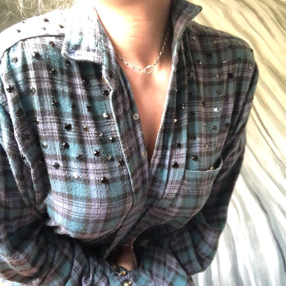 WHAT GOES AROUND COMES AROUND rhinestone vntg top - Picture 2 of 8